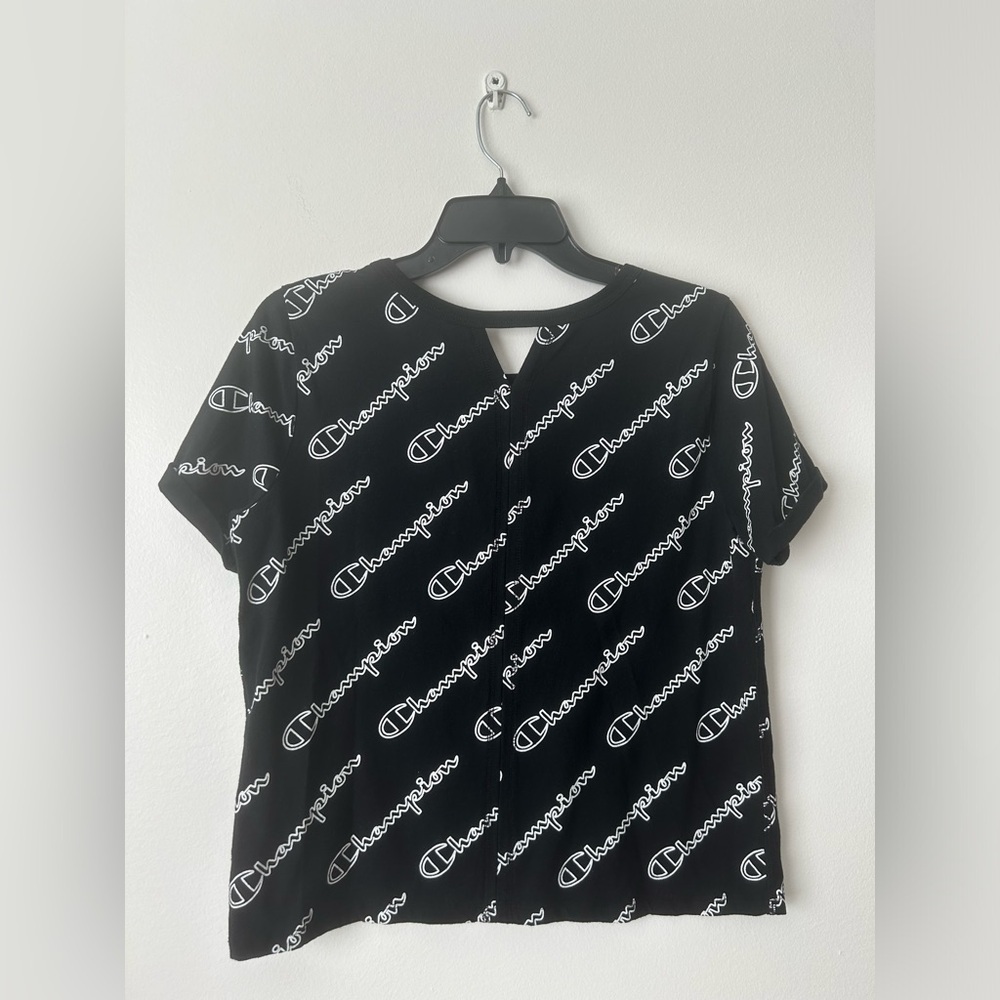 Women’s champion top size medium - Picture 5 of 5